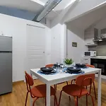 Lägenhet Centro Storico Duomo A 5 Minuti Wifi Netflix Milano