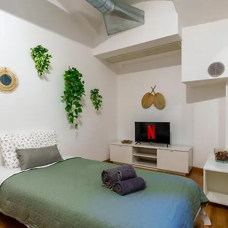 Lägenhet Centro Storico Duomo A 5 Minuti Wifi Netflix *
